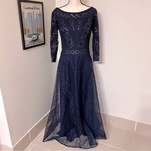 Tadashi Shoji Blue Sequin Embellished Gown with Bateau Neckline SZ 8